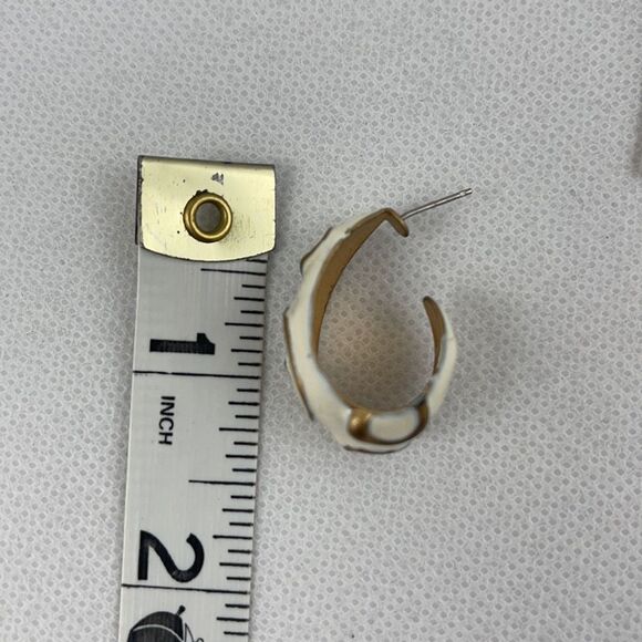 NWOT Vintage scroll enamel earrings - Picture 4 of 4